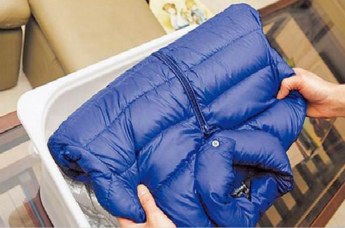 中国羽绒服十大品牌，选择一件温暖的过冬神器