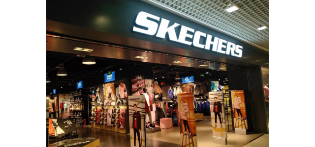 来自美国的运动品牌在中国的年收入为184亿，超过了李宁等本土品牌。